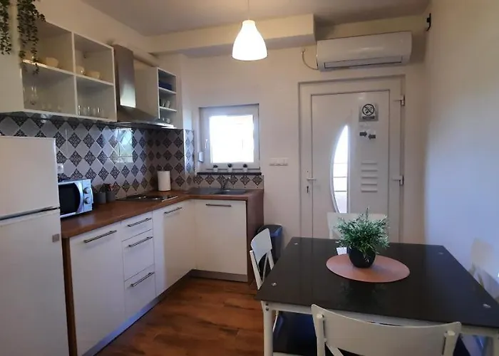 Sanja Appartement *